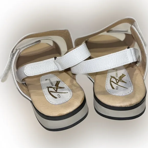 Ros Hommerson Womens Leather Vero Velcro Double Band Sling Sandal - Size 9.5 W