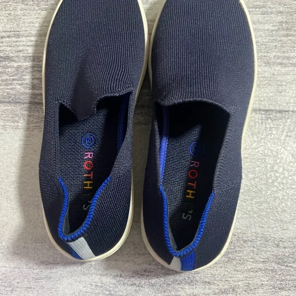 Rothy's The Kids Sneaker Navy Blue  Slip On Flat Shoes Kid's Size 4