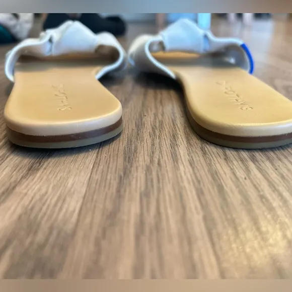 Rothy’s The Knot Sand Dollar Sandle, 8
