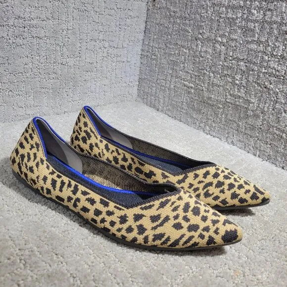 Rothys The Point Women's Size 9 US Leopard Prints Pointed Toe Slip on Flat Shoes