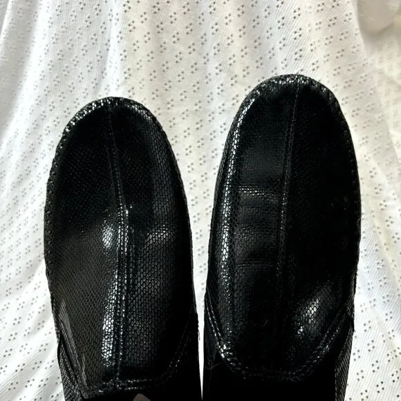 SAS Dream Size 9.5 Medium Black Snake Skin Pattern Slip On Comfort Loafers Shoes