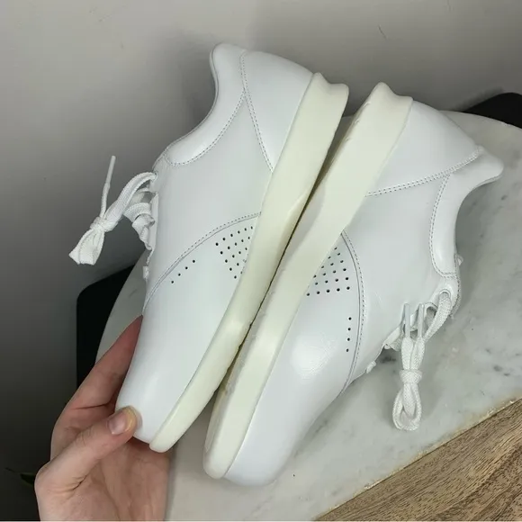SAS Free Time White Leather Shoes Sneakers Womans Size 8.5