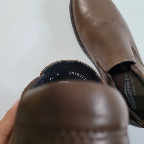 SAS Mens Step Slip On Loafer In Mahogany  size 11N