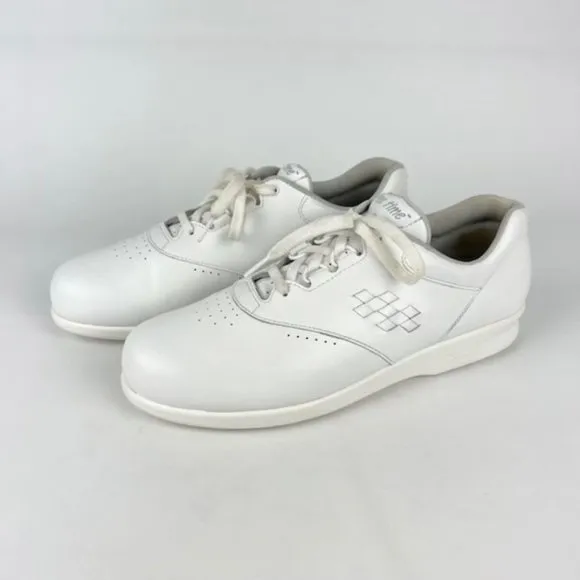 SAS Womens Slim Free Time White Comfort Walking Shoe Lace Up Sneakers size 10.5S