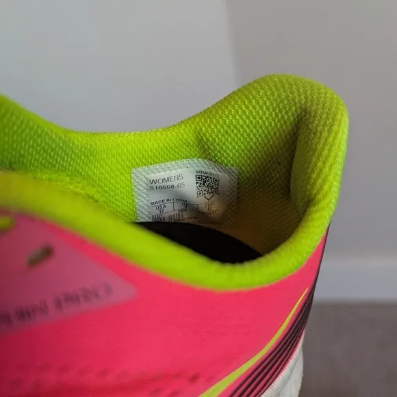 Saucony Endorphin Pro ViZi Pink Running Shoes sz 10