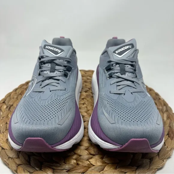 SAUCONY Hurricane 24 Running Shoes Flint Viola Size 9.5 Women's