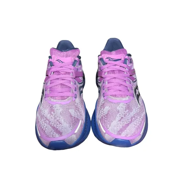Saucony Pink and Blue Running Shoes guide 16 athletic shoes size 5.5