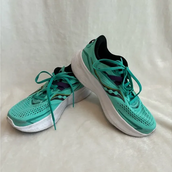 Saucony Ride 15 shoes . Worn just a fewtimes