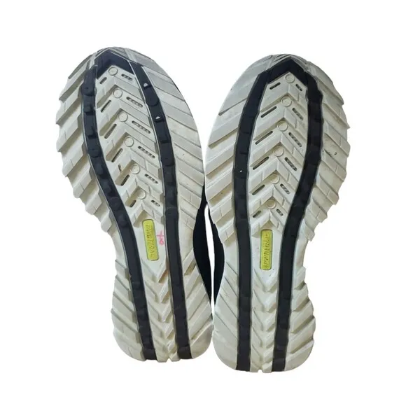 Saucony Xodus 10 Trail Running Shoes S10555-35 Moonrock Black Women's Size 7