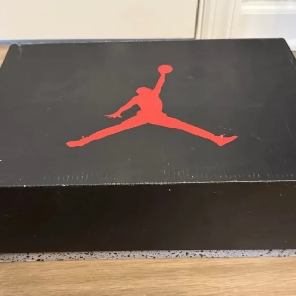 Size 10 M- Air Jordan 5 Retro 'White Fire Red'