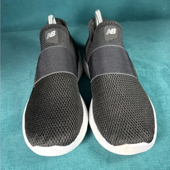 Size 10 - Women’s New Balance fresh foam V2 slip on