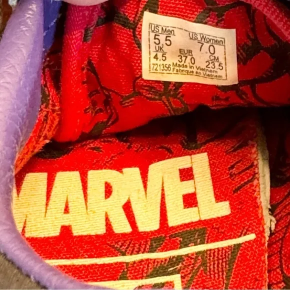 Size 5.5 VANS MARVEL The Avengers Captain America