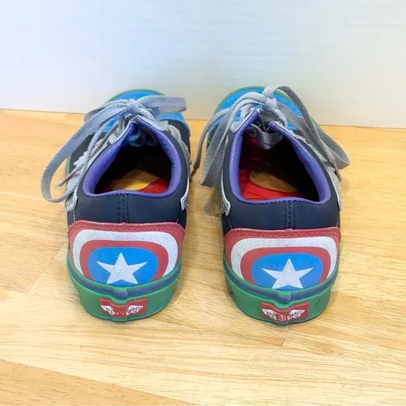 Size 5.5 VANS MARVEL The Avengers Captain America