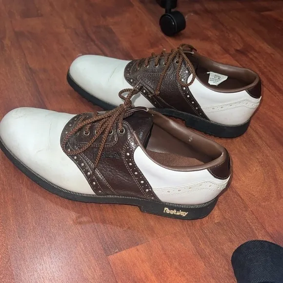 size 8 1/2 men’s brown and white foot joy golf shoes