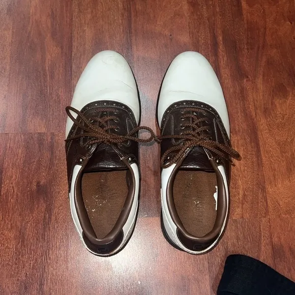 size 8 1/2 men’s brown and white foot joy golf shoes