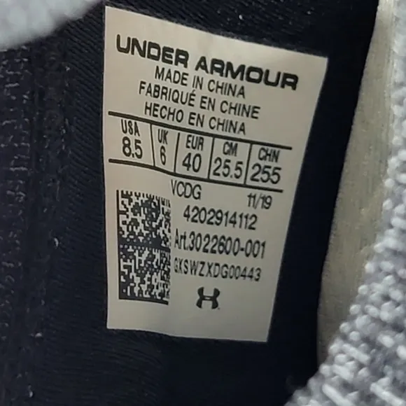 Size 8.5 Women's Under Armour HOVR Phantom Running Shoes 3022600-001 Bla…