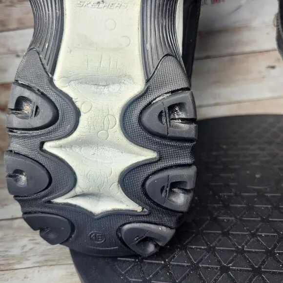 Skechers Athletics Men's Size 10 Black Memory Foam Running Shoes