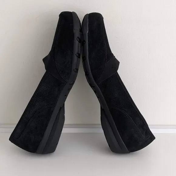 Skechers Black Suede Slip On Shoes Women's 10