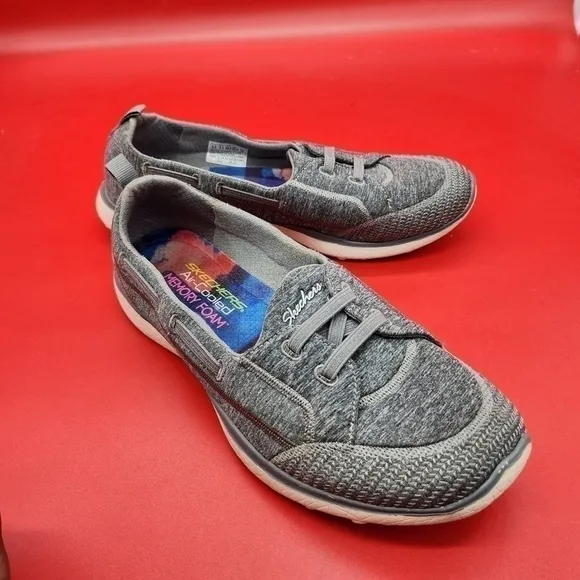Skechers memory foam slip on sneakers  gray size 8.5 women's Shoes