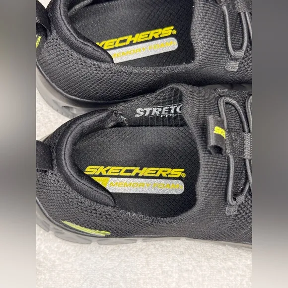 Skechers Men's Glide-Step Flex Black Athletic Shoes, Size 9.5 Mens