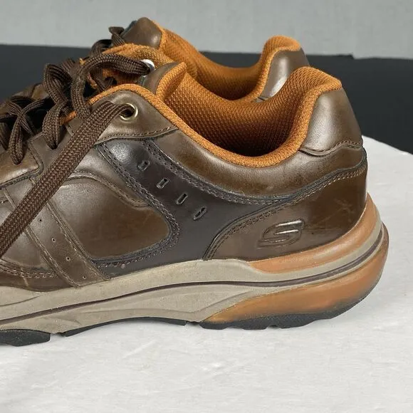Skechers Men's Leather Shoes  Relaxed Fit  Air Cooled Hiking Memory Foam Size 10
