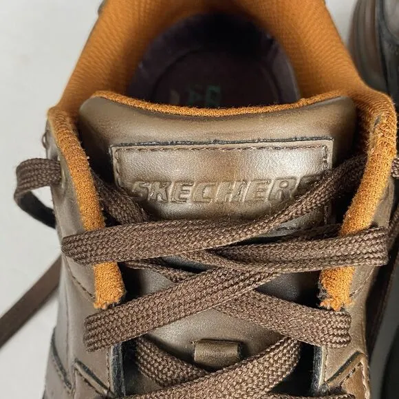 Skechers Men's Leather Shoes  Relaxed Fit  Air Cooled Hiking Memory Foam Size 10