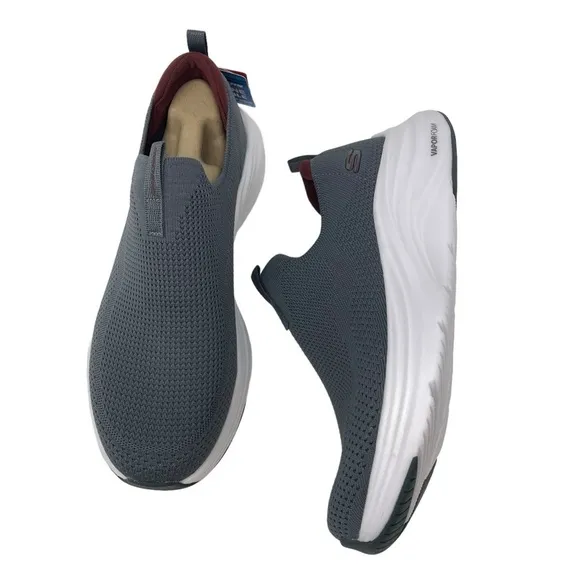 Skechers Men’s Size 10.5 WIDE Slip On Comfort Shoes Gray Vapor Foam Covert NWT