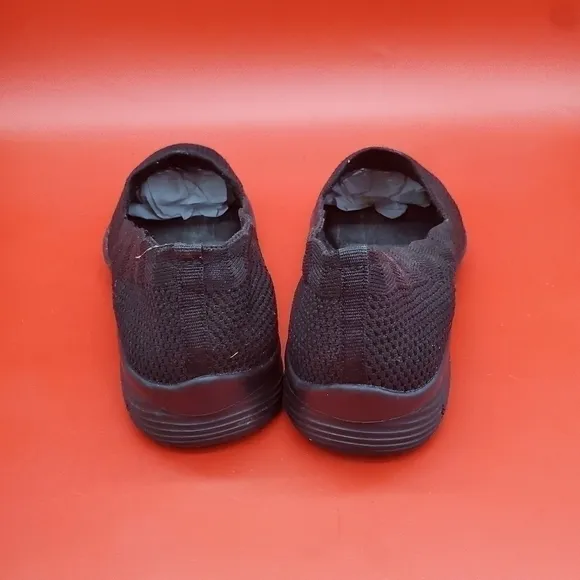 Skechers Seager Stat Slip On Knit Sneakers Womens 8.5 Shoes Black