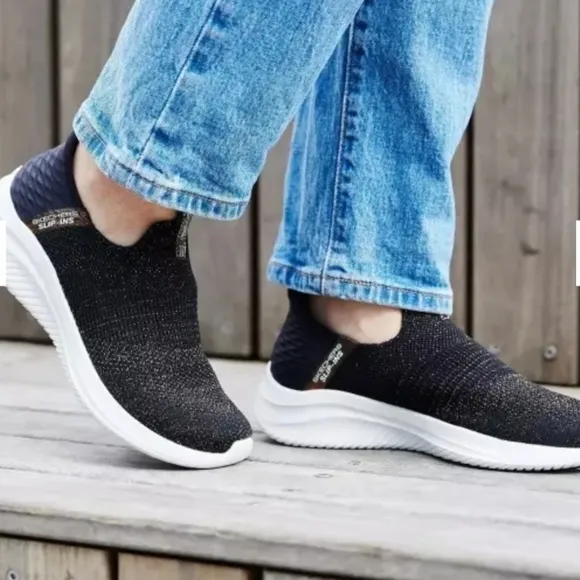 Skechers Women's Black Hands Free Slip-Ins Ultra Flex 3.0 Sneaker Shoe - Size 10