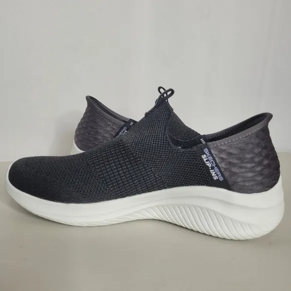 Skechers Women's Black Hands Free Slip-Ins Ultra Flex 3.0 Sneaker Shoe - Size 10