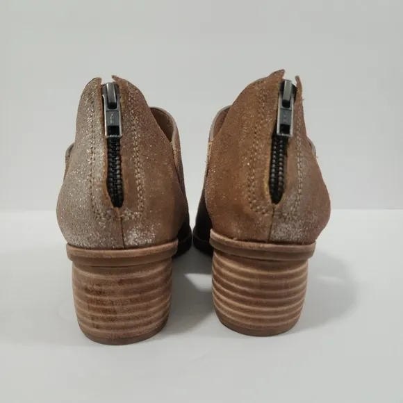 Sofft Carleigh Sparkle Rounded Stack Heel Peep Toe Shoes Size 8 and 8.5