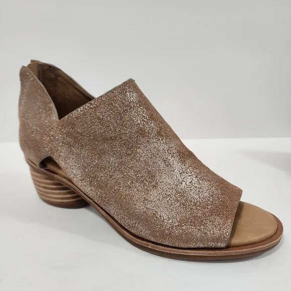 Sofft Carleigh Sparkle Rounded Stack Heel Peep Toe Shoes Size 8 and 8.5