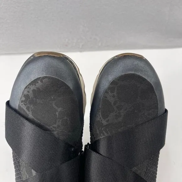Sorel Kinetic Sneaker Womens 8.5 Black Sneak Slip On Athletic Shoes NL3374-010