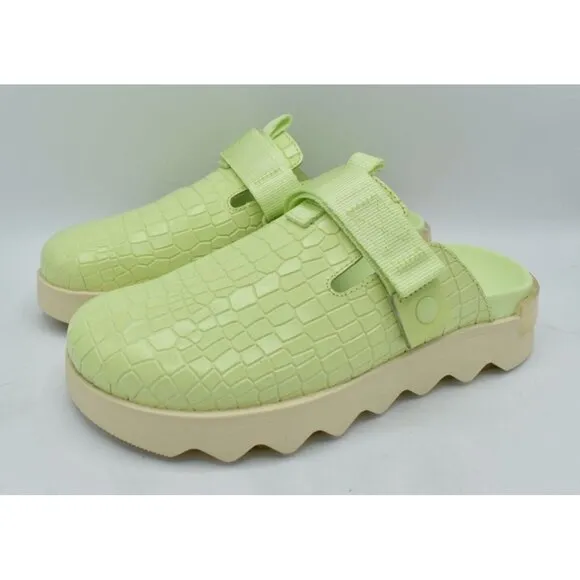 Sorel Womens Size 8 Viibe Lime Green White Croc Embossed Slip On Clogs Shoes