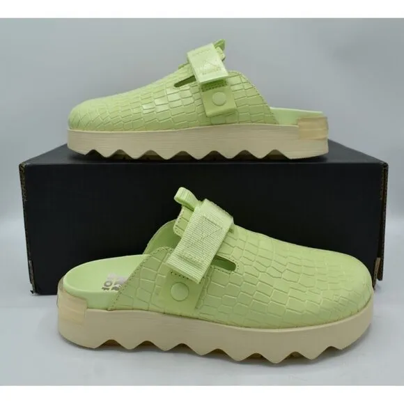 Sorel Womens Size 8 Viibe Lime Green White Croc Embossed Slip On Clogs Shoes