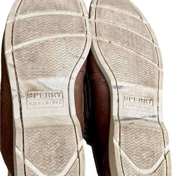 Sperry Men’s Authentic Original Cross Lace Brown Boat Shoes. 9.5.