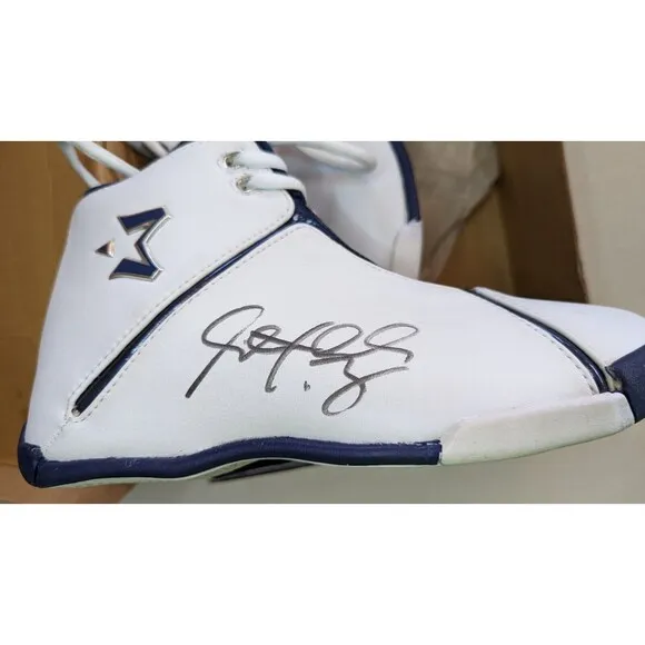 Starbury 1 Stephon Marbury Size (5.5) BB Shoes, NIB  MARBURY 20260 AUTOGRAPHED!