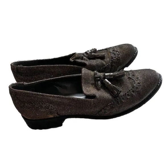 Stuart Weitzman Shoes Silver Wingtip 6 M Metallic Tassel Gold Slip On Loafers