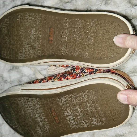 Toas Twnnis Shoes