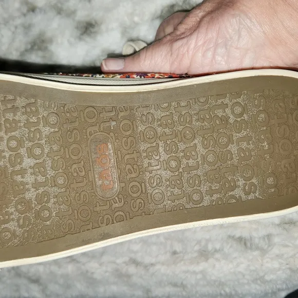 Toas Twnnis Shoes