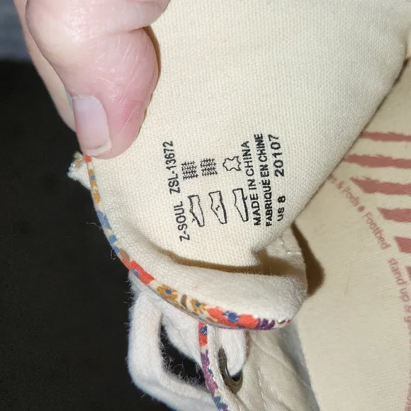 Toas Twnnis Shoes