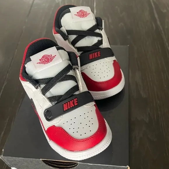 Toddler- Nike Air Jordan Legacy 312 Low Size 5.5 Sneaker Gym Boys Shoes