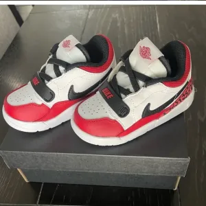 Toddler- Nike Air Jordan Legacy 312 Low Size 5.5 Sneaker Gym Boys Shoes