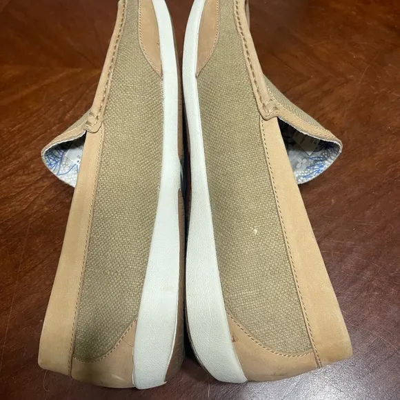 TOMMY BAHAMA 11 M Shoes Loafers Taormina Tan Canvas Linen Leather Trim Slip-on