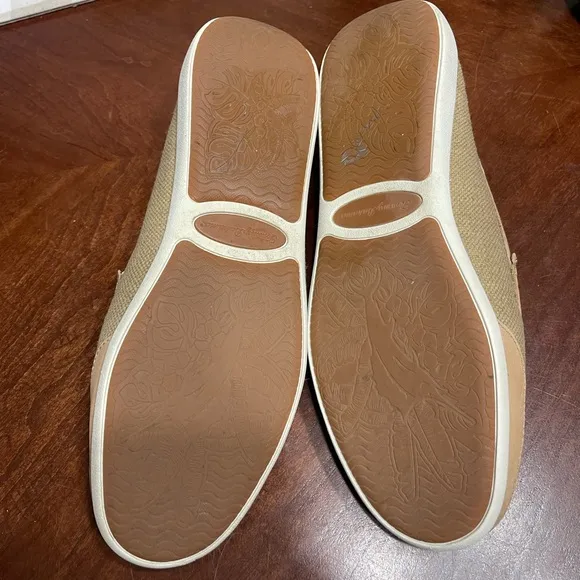 TOMMY BAHAMA 11 M Shoes Loafers Taormina Tan Canvas Linen Leather Trim Slip-on