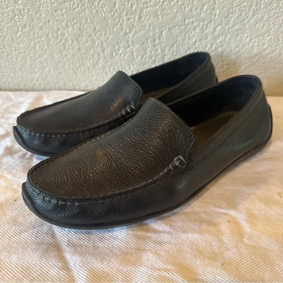 Tommy Bahama Black Leather Orion Venetian Slip-On Loafers