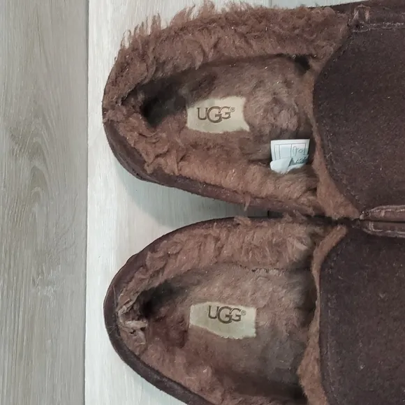 Ugg Australia Mens Ascot Wool Outdoor 3233 Fur Sheepskin Slip on shoes sz 11