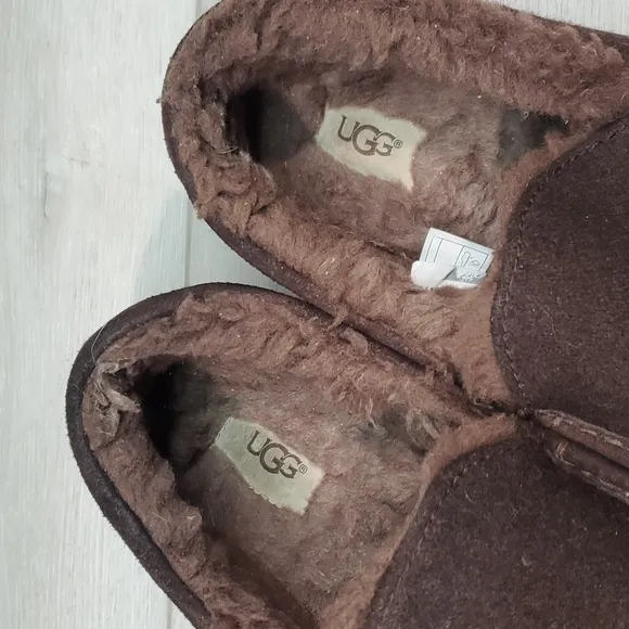 Ugg Australia Mens Ascot Wool Outdoor 3233 Fur Sheepskin Slip on shoes sz 11