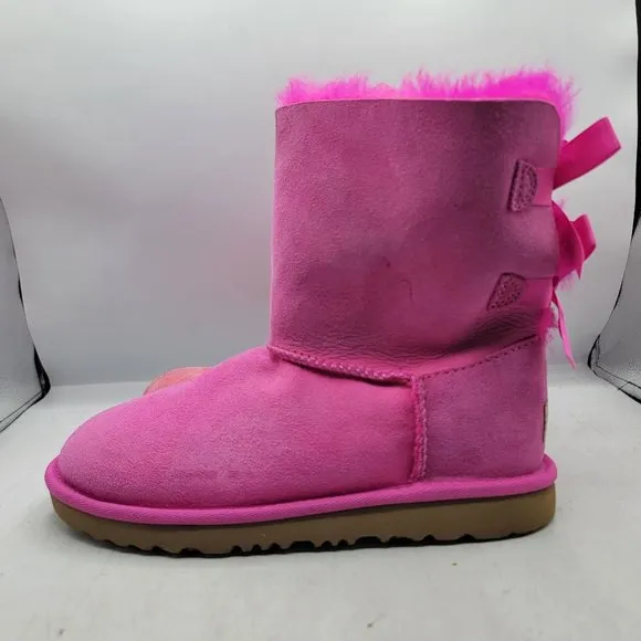 Ugg Bailey Bow II Girls Size 4 Pink Blossom Boots Pull On Casual Walking School