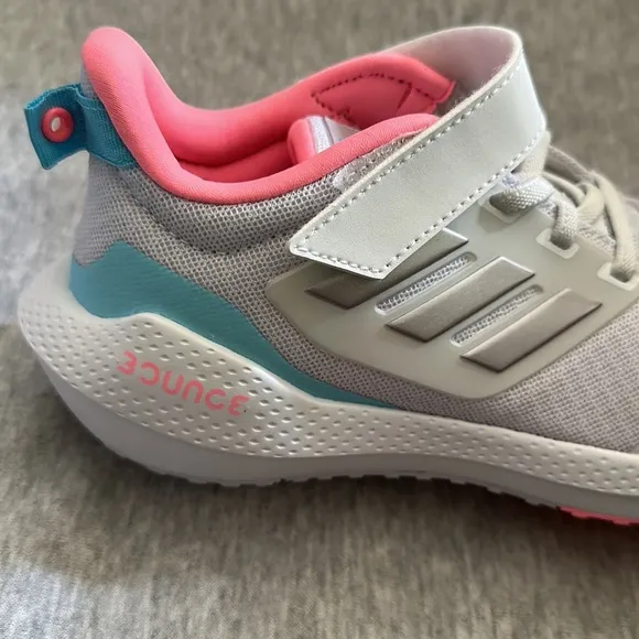 Ultrabounce Running Shoes